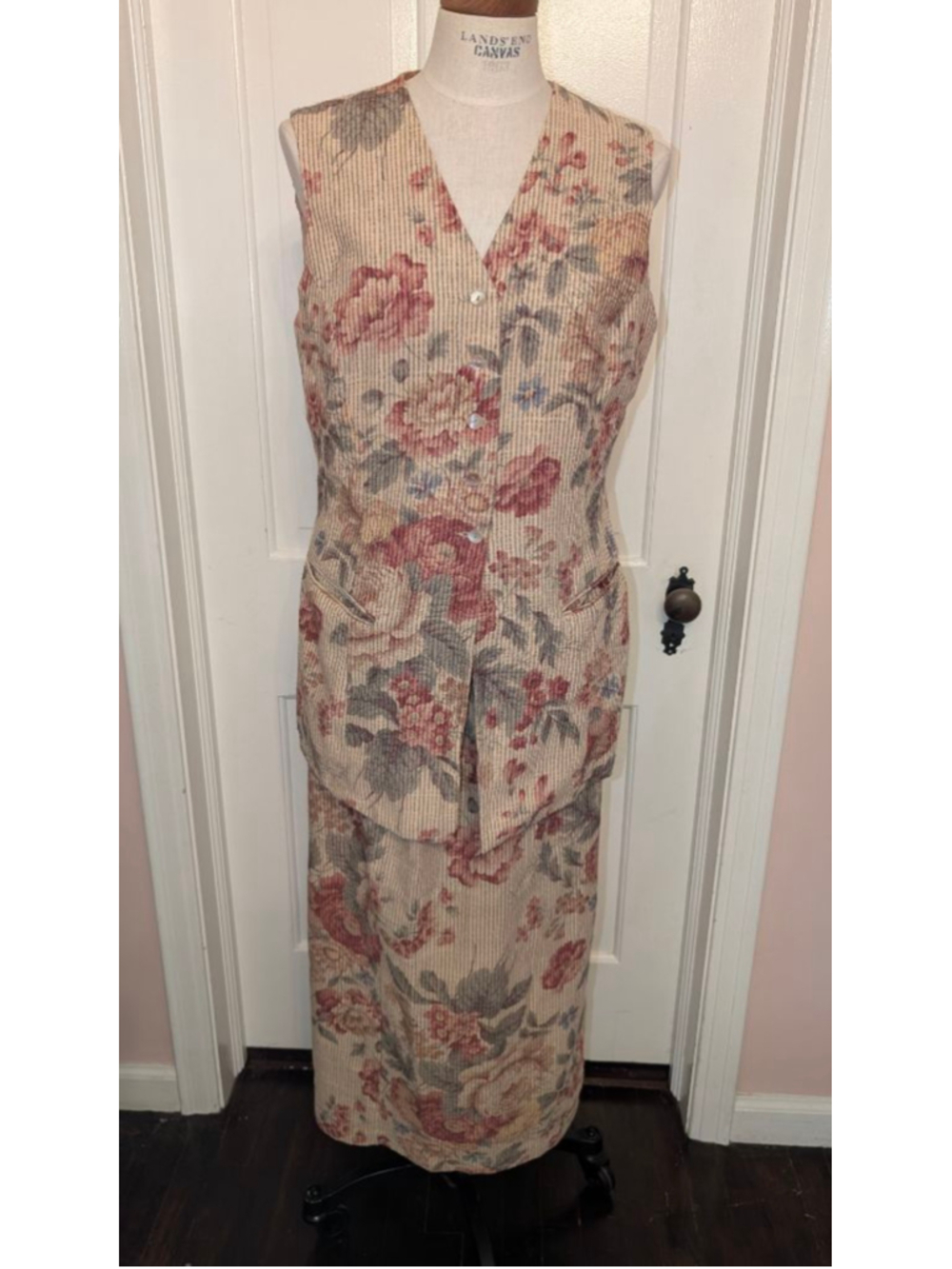 vintage 80's?! Parallel tapestry 2 piece set.
